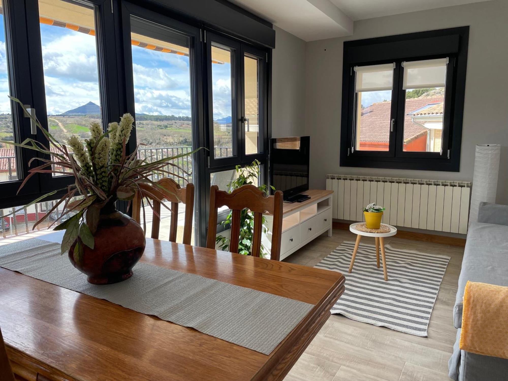 Apartamentos Montejurra Ayegui Luaran gambar